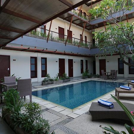 Reddoorz Near Legian Street酒店 外观 照片